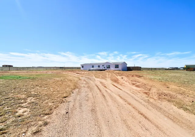 Homes for sale in Moriarty, NM | 47 Reata Rd, Moriarty, NM 87035 | MLS# 1105439