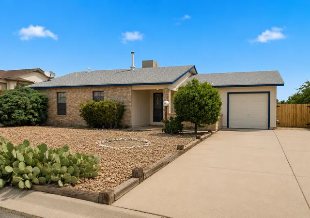Homes for sale in Rio Rancho, NM | 4735 Gypsum Dr Ne, Rio Rancho, NM 87124 | MLS# 1105441