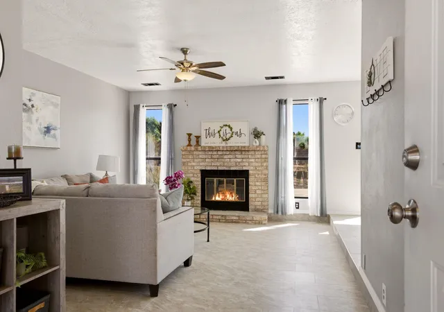 Homes for sale in Rio Rancho, NM | 4735 Gypsum Dr Ne, Rio Rancho, NM 87124 | MLS# 1105441