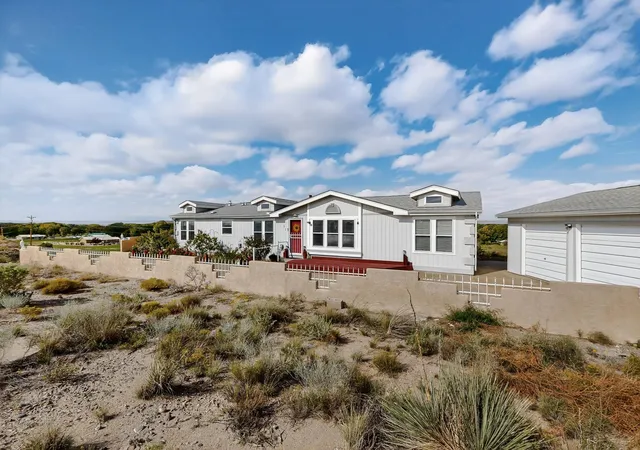2nd image of 7 Angelo Ave, Belen, NM 87002 | MLS# 1105447