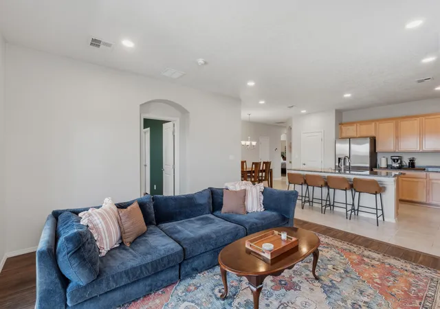 Photo 3 of Sale Pending at 2027 White Dove St SE, Albuquerque, NM 87123 | MLS# 1105467 | Listing updated on 2026-08-29