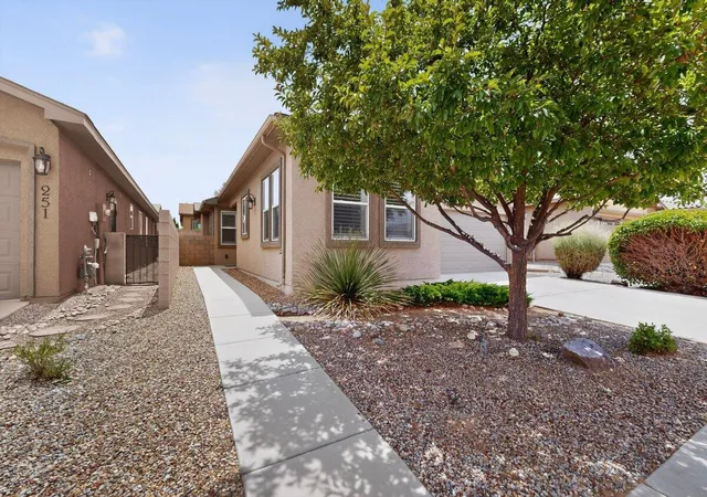 Photo 3 of Single family home for sale at 241 Rio Chama Cir SW, Los Lunas, NM 87031 | MLS# 1105526 | Listing updated on 2026-07-21