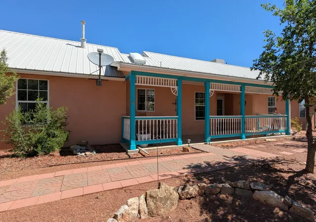 Homes for sale in Edgewood, NM | 9 Camino Collado, Edgewood, NM 87015 | MLS# 1105567
