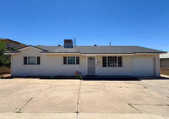 1st image of 3808 Candelaria Rd Ne, Albuquerque, NM 87110 | MLS# 1105568