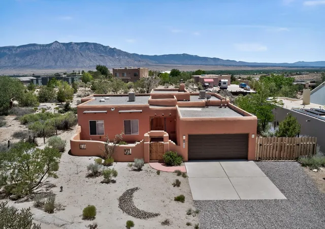 3rd image of 1340 Acapulco Rd Ne, Rio Rancho, NM 87144 | MLS# 1105572