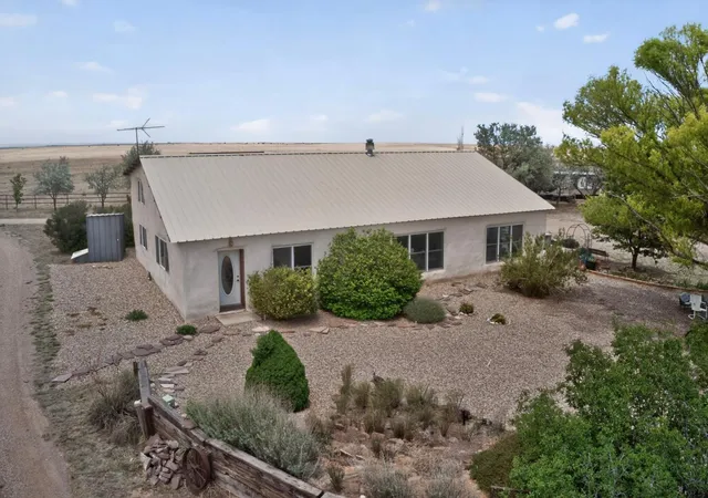 Photo 1 of Single family home for sale at 10 E Lupe Rd, Mountainair, NM 87036 | MLS# 1105589 | Listing updated on 2026-08-06