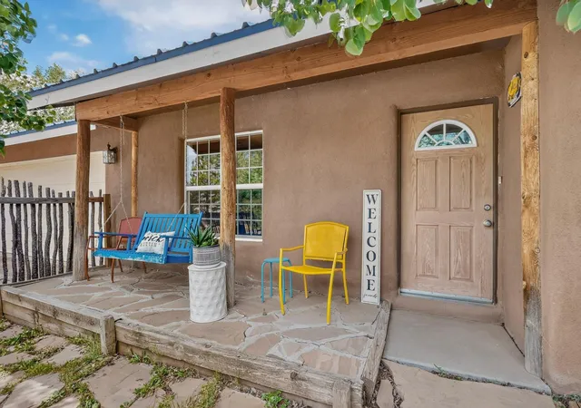 Photo 2 of Sale Pending at 5 Francisco Rd Ne, Cedar Crest, NM 87008 | MLS# 1105636 | Listing updated on 2026-08-24