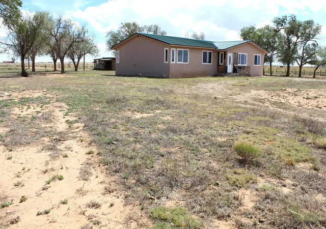 5th image of 31 E Borachita Dr, Moriarty, NM 87035 | MLS# 1105702