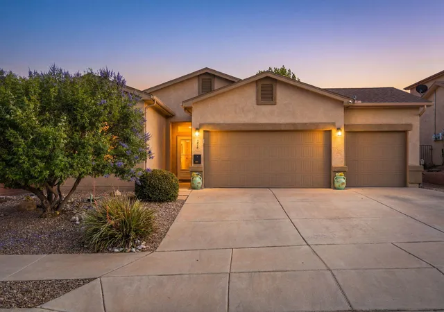 Homes for sale in Rio Rancho, NM | 256 Landing Trl Ne, Rio Rancho, NM 87124 | MLS# 1105742