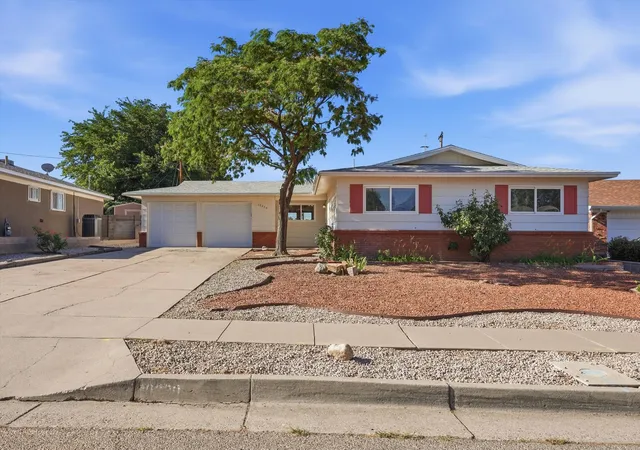 Photo 2 of Sale Pending at 10220 San Gabriel Rd Ne, Albuquerque, NM 87111 | MLS# 1105744 | Listing updated on 2026-08-21