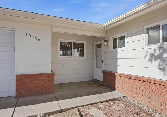 Photo 3 of Sale Pending at 10220 San Gabriel Rd NE, Albuquerque, NM 87111 | MLS# 1105744 | Listing updated on 2026-08-21