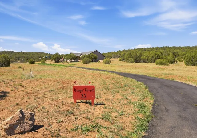 Homes for sale in Sandia Park, NM | 32 Kings Rd, Sandia Park, NM 87047 | MLS# 1105766