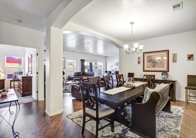 Photo 4 of Single family home for sale at 1805 Bold Ruler Rd SE, Albuquerque, NM 87123 | MLS# 1105785 | Listing updated on 2026-09-30