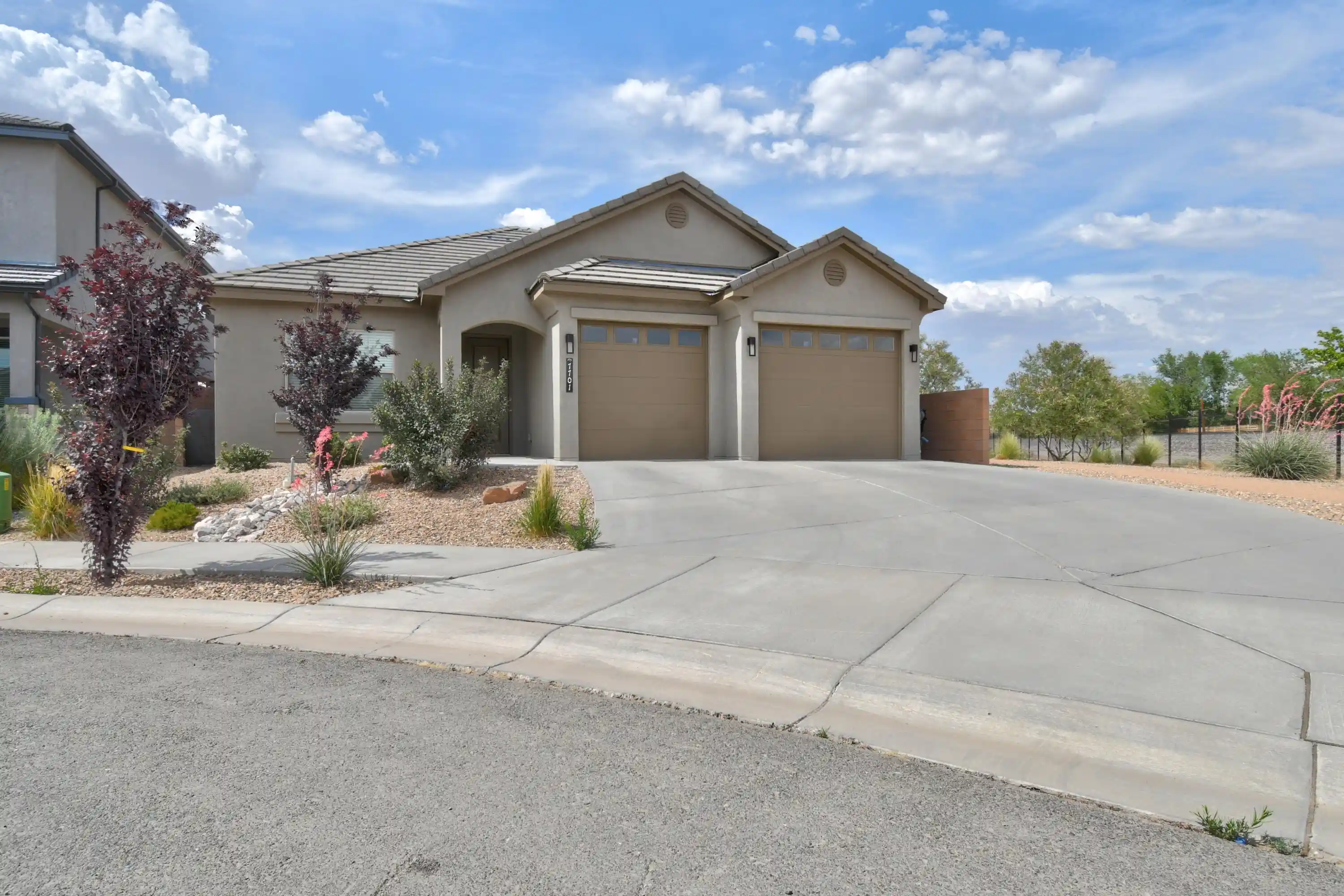 Photo 1 of Single family home for sale at 7701 Majesty Ct Nw, Albuquerque, NM 87107 | MLS# 1105794 | Listing updated on 2026-10-21