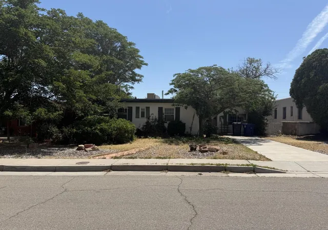 1st image of 450 Montclaire Dr Se, Albuquerque, NM 87108 | MLS# 1105843