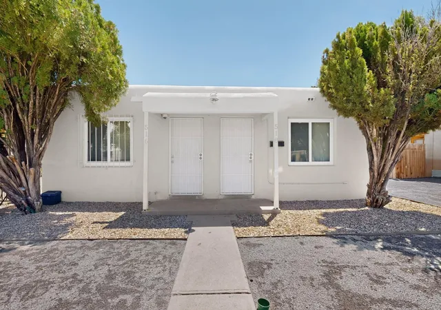 Homes for sale in Albuquerque, NM | 516 Alvarado Dr Se, Albuquerque, NM 87108 | MLS# 1105850