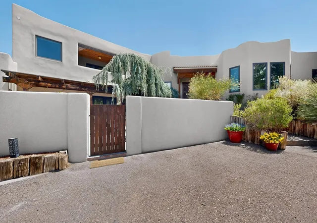 Homes for sale in Albuquerque, NM | 1702 Quail Run Ct Ne, Albuquerque, NM 87122 | MLS# 1105851