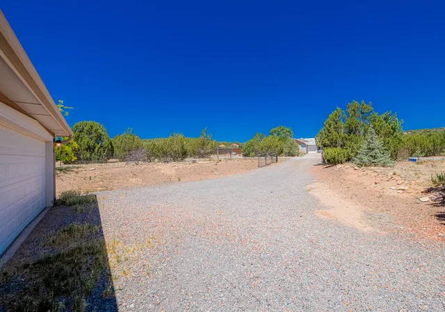 Photo 52 of Sale Pending at 18 Morgan Dr, Edgewood, NM 87015 | MLS# 1105856 | Listing updated on 2026-08-05