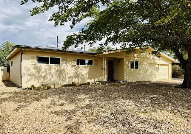 Photo 2 of Sale Pending at 1620 Parsifal St Ne, Albuquerque, NM 87112 | MLS# 1105860 | Listing updated on 2026-09-01