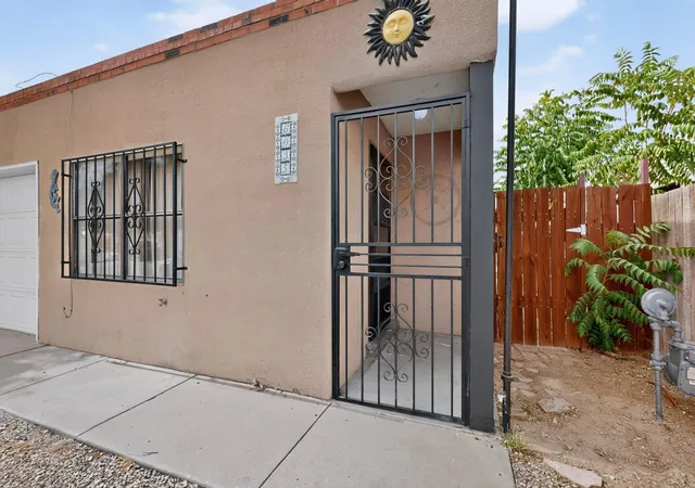 2nd image of 6035 Staubach Ave Nw, Albuquerque, NM 87120 | MLS# 1105861