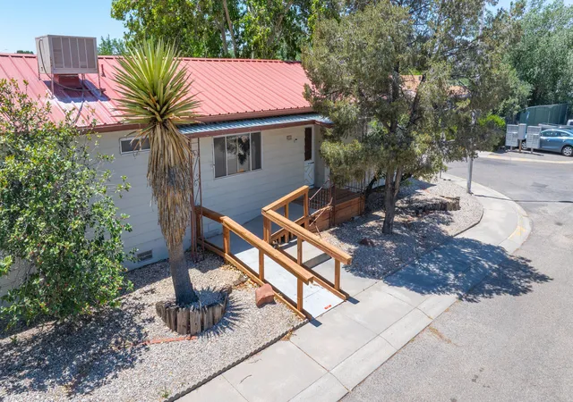 Photo 3 of Manufactured home for sale at 8532 Creek St Ne, Albuquerque, NM 87113 | MLS# 1105872 | Listing updated on 2026-07-21