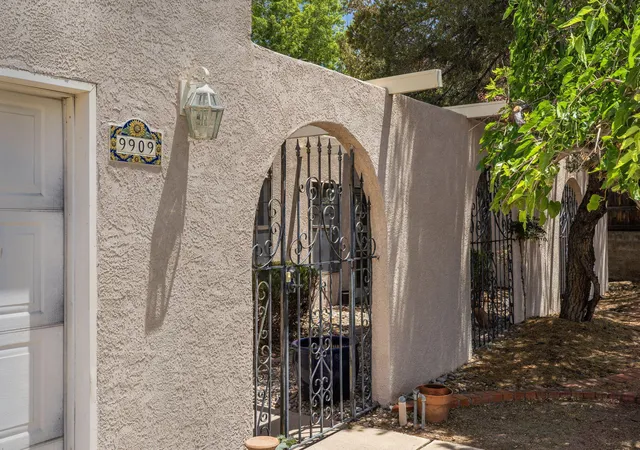 2nd image of 9909 Fostoria Rd Ne, Albuquerque, NM 87111 | MLS# 1105877