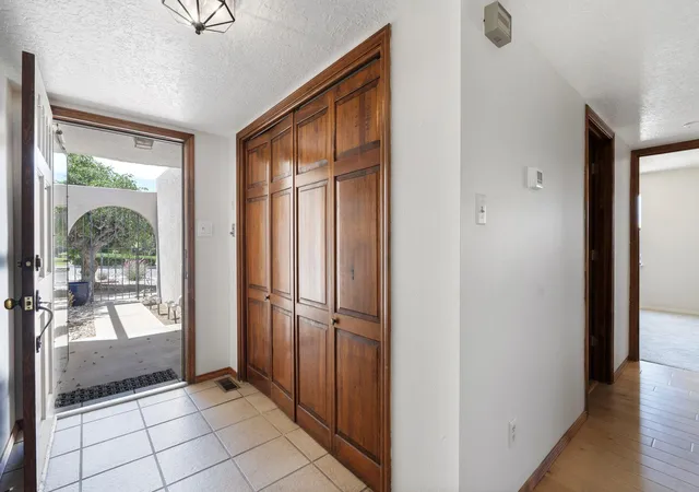 4th image of 9909 Fostoria Rd Ne, Albuquerque, NM 87111 | MLS# 1105877