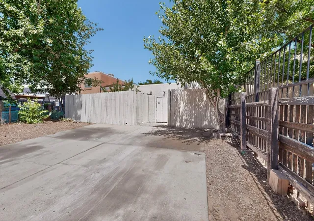 5th image of 250 La Vida Nueva Del Oeste Sw, Albuquerque, NM 87105 | MLS# 1105883