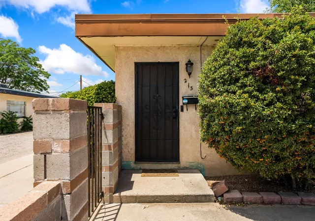 image of 215 Madison St Ne, Albuquerque, NM 87108 | MLS# 1105886
