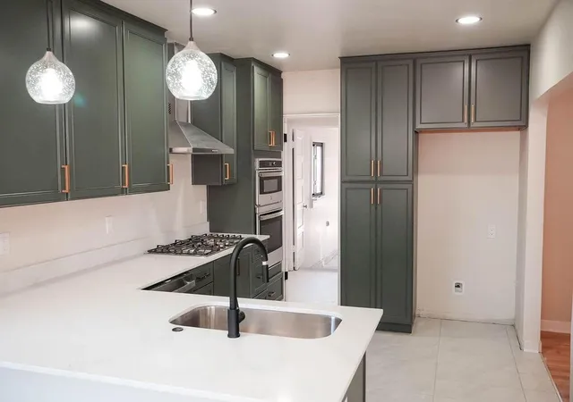 Photo 2 of Single family home for sale at 3017 Frontier Ave NE, Albuquerque, NM 87106 | MLS# 1105898 | Listing updated on 2026-07-21