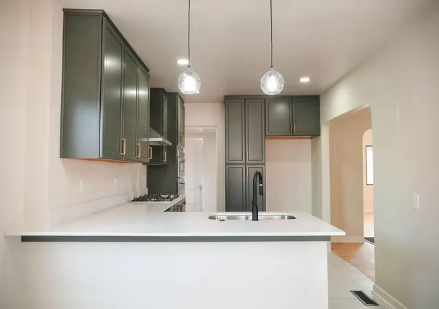 Photo 3 of Single family home for sale at 3017 Frontier Ave NE, Albuquerque, NM 87106 | MLS# 1105898 | Listing updated on 2026-07-21