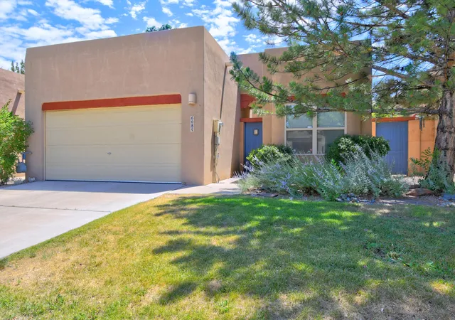 Homes for sale in Albuquerque, NM | 608 Flint Ridge Trl Se, Albuquerque, NM 87123 | MLS# 1105919