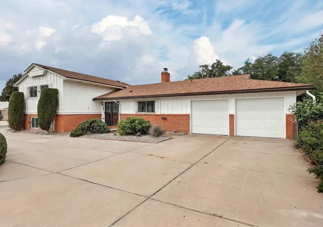 Homes for sale in Albuquerque, NM | 3901 Madeira Dr Ne, Albuquerque, NM 87110 | MLS# 1105920