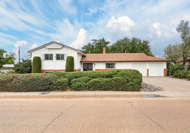 Homes for sale in Albuquerque, NM | 3901 Madeira Dr Ne, Albuquerque, NM 87110 | MLS# 1105920