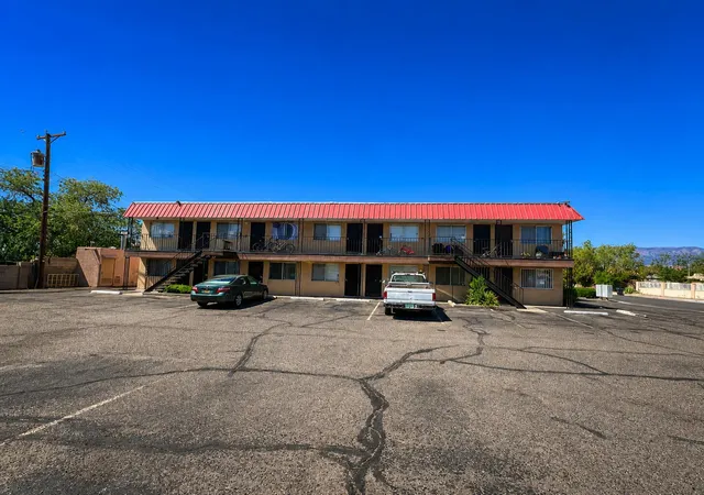 Photo 2 of Multi family home for sale at 613 Mesilla St Se, Albuquerque, NM 87108 | MLS# 1105932 | Listing updated on 2026-08-04