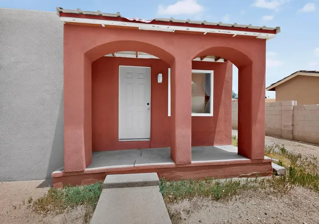 Photo 2 of Single family home for sale at 1430 Franciscan St Ne, Albuquerque, NM 87102 | MLS# 1105934 | Listing updated on 2026-08-26