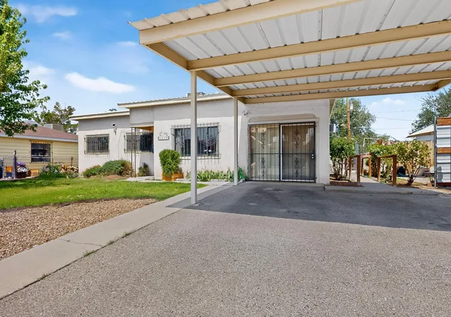 2nd image of 1417 Espejo St Ne, Albuquerque, NM 87112 | MLS# 1105936