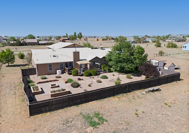 Homes for sale in Edgewood, NM | 6 Madole Rd, Edgewood, NM 87015 | MLS# 1105948