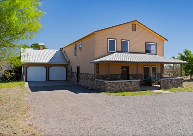 Photo 5 of Single family home for sale at 6 Madole Rd, Edgewood, NM 87015 | MLS# 1105948 | Listing updated on 2026-08-10