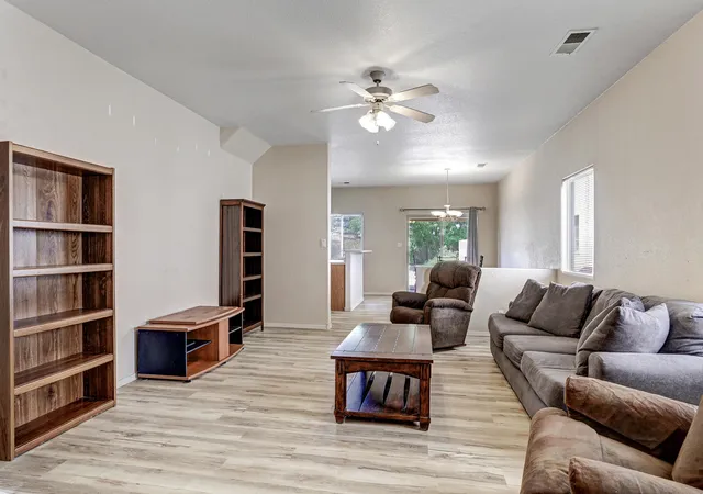 4th image of 5615 Valle Alegre Rd Nw, Albuquerque, NM 87120 | MLS# 1105955