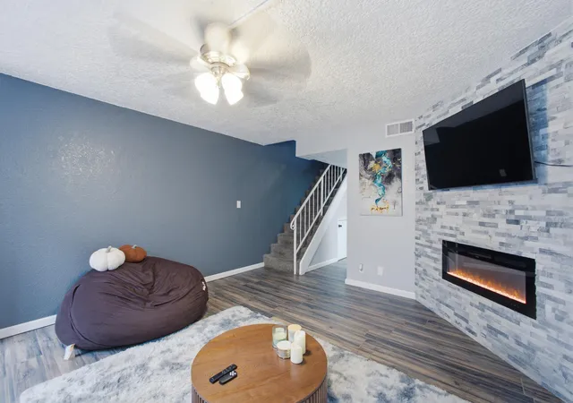 4th image of 6041 Sequoia Rd Nw #C13, Albuquerque, NM 87120 | MLS# 1106004