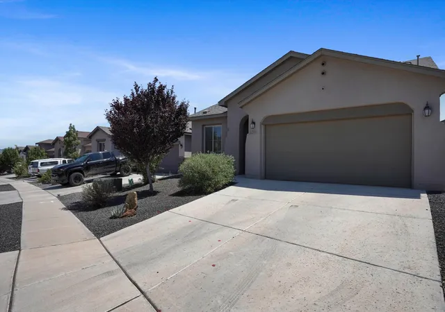 Photo 3 of Single family home for sale at 6391 Red Falcon Dr Ne, Rio Rancho, NM 87144 | MLS# 1106014 | Listing updated on 2026-08-23