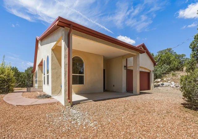 Homes for sale in Edgewood, NM | 50 Steeplechase Dr, Edgewood, NM 87015 | MLS# 1106036