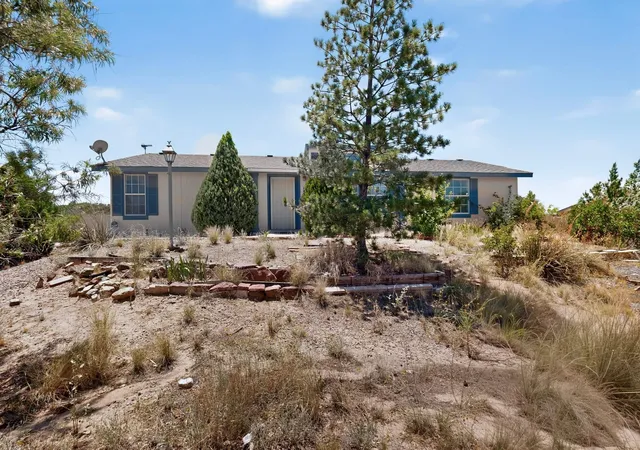 Homes for sale in Rio Communities, NM | 5 Avenida De Mesa Verde Loop, Rio Communities, NM 87002 | MLS# 1106054