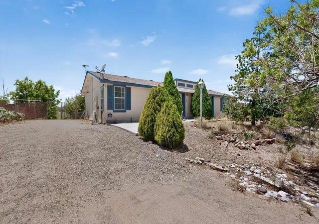 Homes for sale in Rio Communities, NM | 5 Avenida De Mesa Verde Loop, Rio Communities, NM 87002 | MLS# 1106054