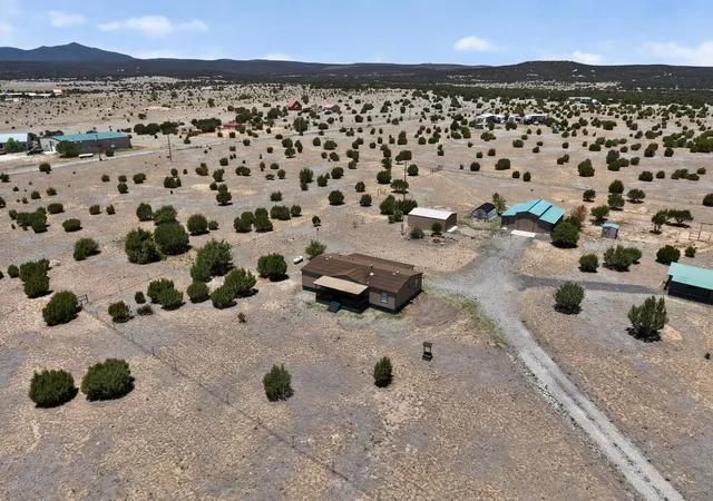 Photo 2 of Manufactured home for sale at 8860 State Hwy 55, Estancia, NM 87016 | MLS# 1106085 | Listing updated on 2026-07-27