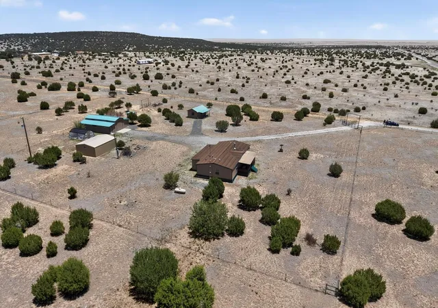 Photo 4 of Manufactured home for sale at 8860 State Hwy 55, Estancia, NM 87016 | MLS# 1106085 | Listing updated on 2026-07-27