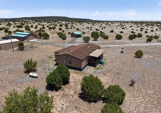 Photo 5 of Manufactured home for sale at 8860 State Hwy 55, Estancia, NM 87016 | MLS# 1106085 | Listing updated on 2026-07-27