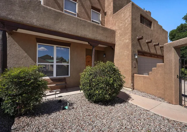 Homes for sale in Albuquerque, NM | 2009 Allegretto Trl Nw, Albuquerque, NM 87104 | MLS# 1106124