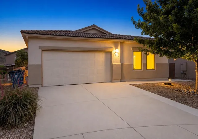 Homes for sale in Los Lunas, NM | 3319 Prairie Ridge St Sw, Los Lunas, NM 87031 | MLS# 1106138